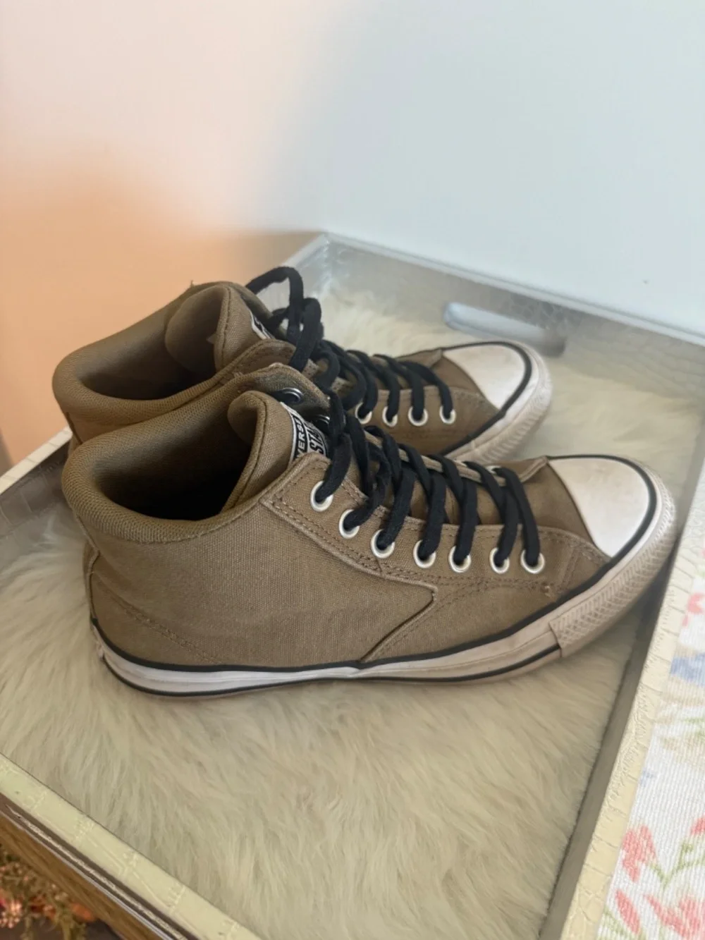 Converse All Star Men's Sneakers, Sz 7 - Picture 6 of 6